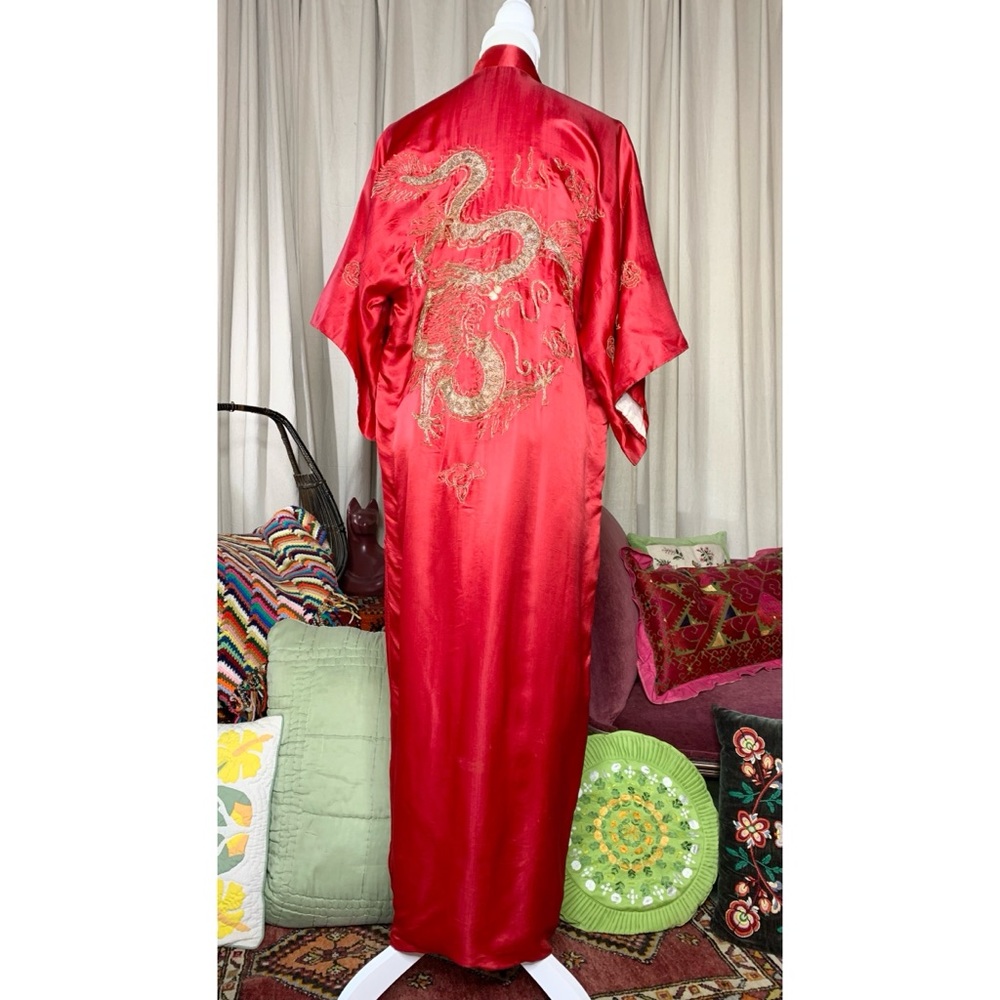 Red Silk Dragon Embroidered Kimono - Picture 3 of 11